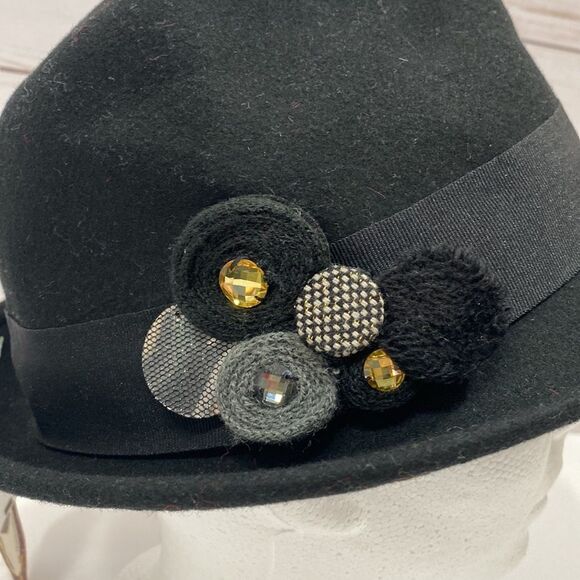Scala Collezione Black 100% Wool Floral Detail Hat - Picture 3 of 13